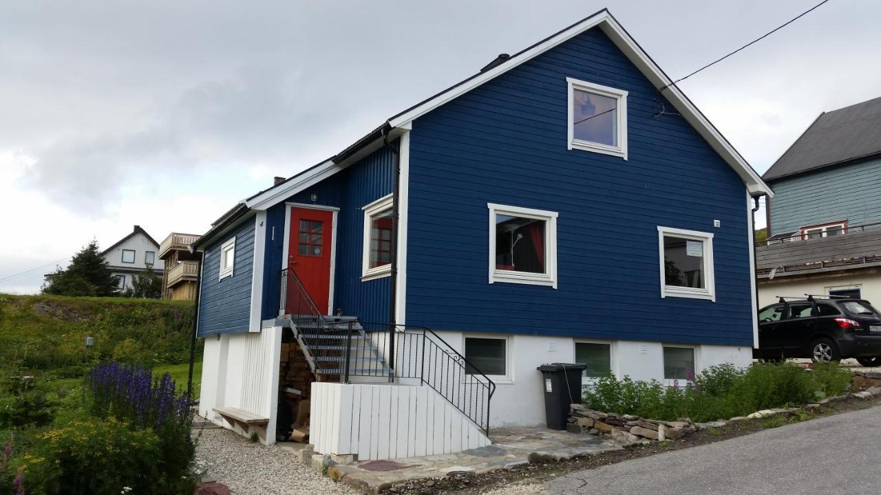 Blue House II At The End Of The World Leilighet Mehamn Eksteriør bilde